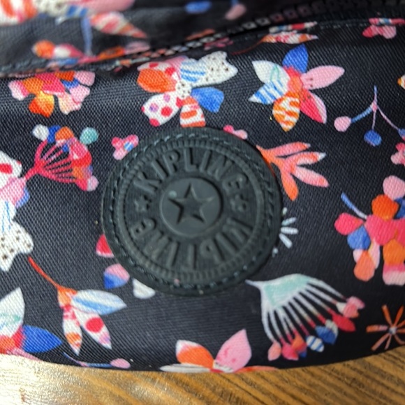 Kipling flower fanny pack - Picture 2 of 10